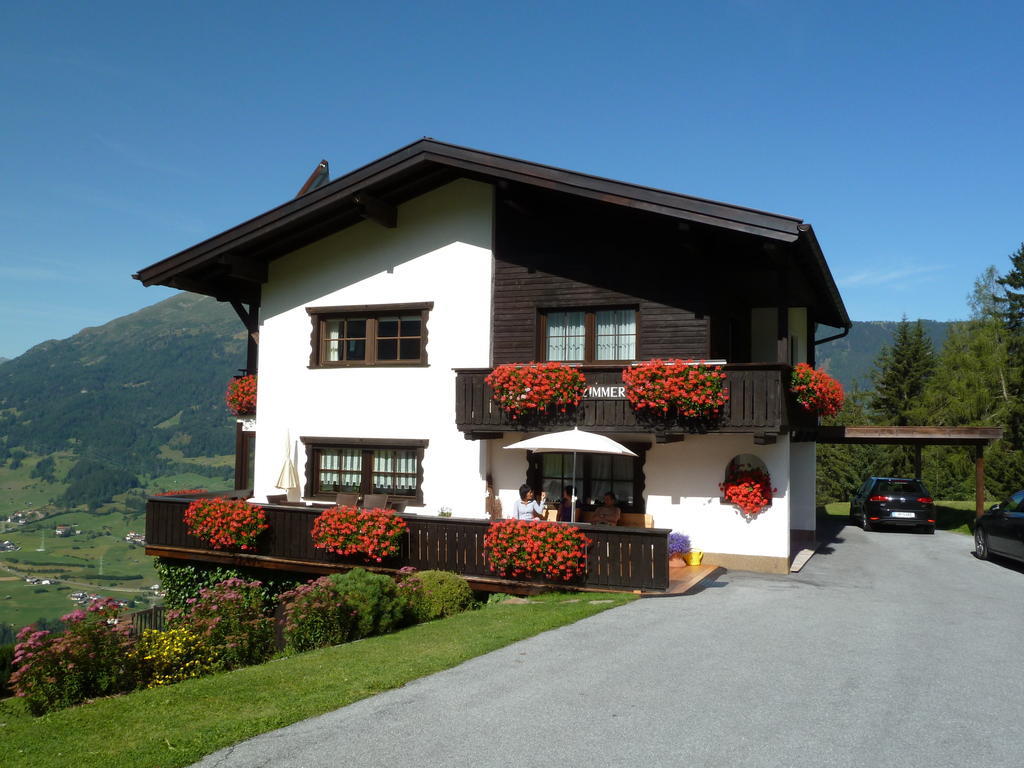Haus Auer Lägenhet Jerzens Rum bild