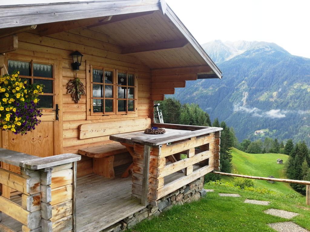 Haus Auer Lägenhet Jerzens Exteriör bild