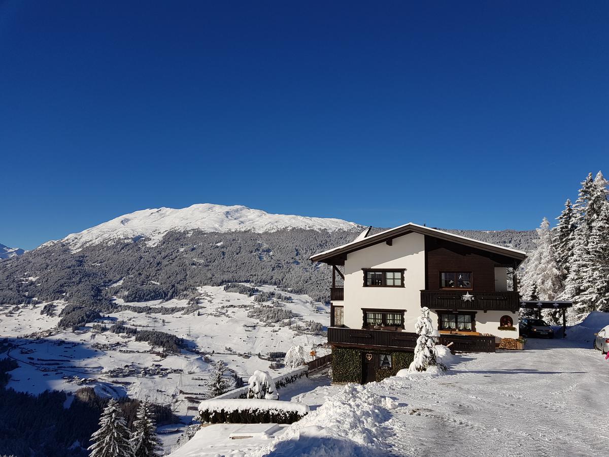 Haus Auer Lägenhet Jerzens Exteriör bild