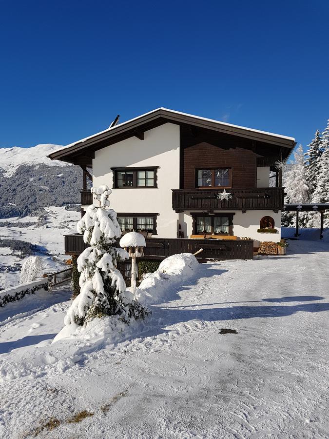 Haus Auer Lägenhet Jerzens Exteriör bild